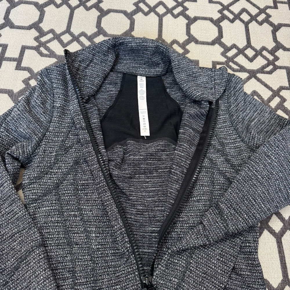 Lululemon Define Jacket Gray/Dark Gray Melange Luon Full Zip Sz 4 - Picture 10 of 15